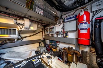 Wholesail II 65 Engine Room