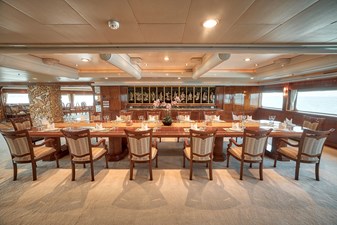 ASEAN LADY 9 Dining width