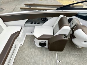 2019 Scarab 255 ID Open 52 53