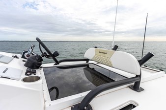 28' Caymas 281HB Center Console 36 