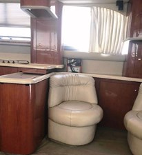 - 6 48-2000-Sea-Ray-Sedan-Bridge-07