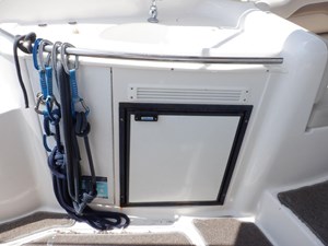 2004 Chaparral 310 Signature 10 