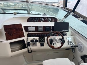 1995 Sea Ray 450 Sundancer 10 