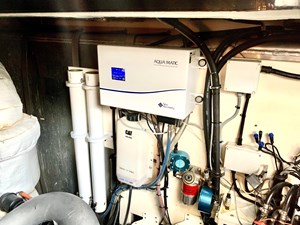 - 24 30_2016 65ft Sunseeker Manhattan