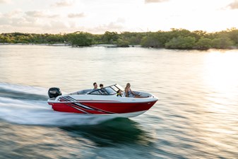 Bayliner VR4  2 