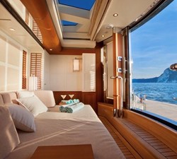BELLE ANNA 18 