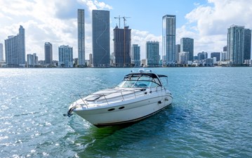 Sea Ray 380 Sundancer 31 HighRes-31
