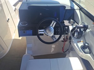 2020 Sea Ray 290 SDX OB @ Acapulco 20 