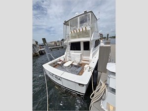 47' Viking 1999 Convertible 7 