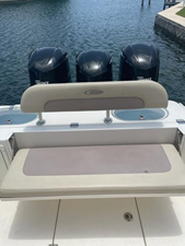2016 Cobia 344 Center Console 7 8