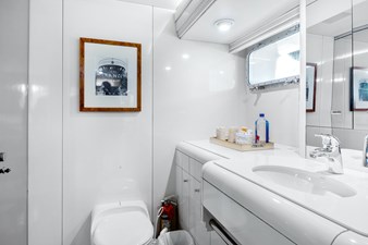 Highline 49 50_1989 102ft Oceanfast Motor Yacht HIGHLINE