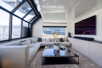 Athena 11 Salon