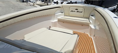 - 8 9_2012 34ft Nor-Tech 340 Sport