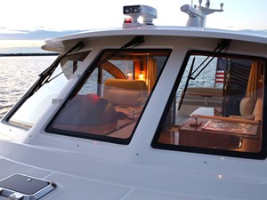 REMEDY 7 Windshield and Hadtop Detail 