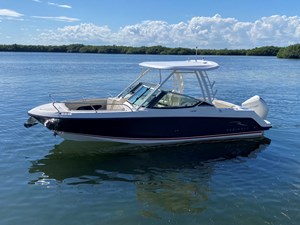 CASA - 2022 Boston Whaler 240 Vantage @ Cancun 1 