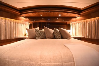 Mesmerize 43 2013 Hargrave 125 Raised Pilothouse