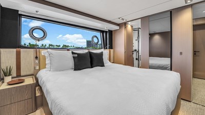 AURORA 35 