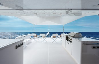 FD75-709 / NOW AVAILABLE 6 4-FD75 Hull 09_flybridge-R