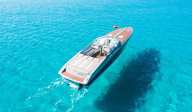 FORMULA 382 FASTECH 0 Photo.smartyachting.Formula.Fastech.38 (2)