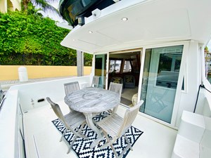 The Motley Crew 19 20_2003 57ft Navigator THE MOTLEY CREW