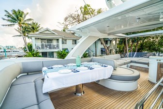 - 7 8_2019 66ft Sunseeker Manhattan