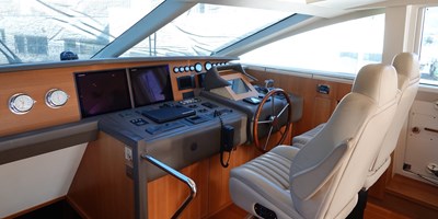 NOE 5 noe-motor-yacht-guy-couach-2800-open_006