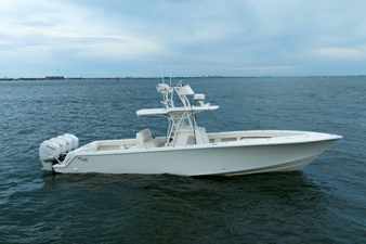 2017 Sea Vee 390Z Center Console 13 14