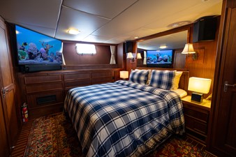 CAVALIER 13 Master Stateroom