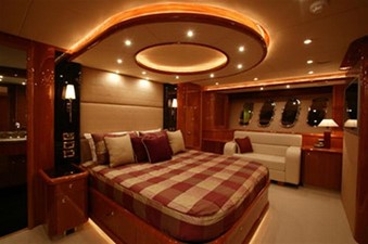 94' Sunseeker 94 Yacht 4 