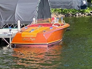 1946 Chris-Craft Custom Runabout 3 