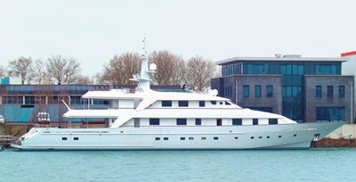 ANNA J 16  Starboard Profile 