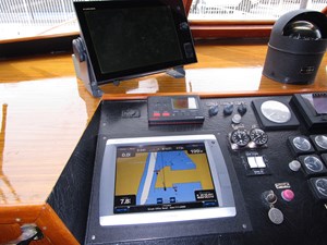 MY ALIBI 2 Helm Port 