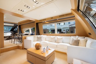 75' Riva 2012 21 GDC00116