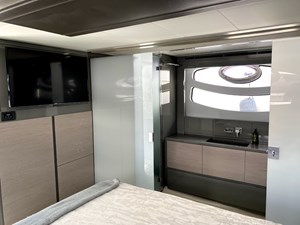 Akula 4 62 PERSHING 2018 - AKULA_7