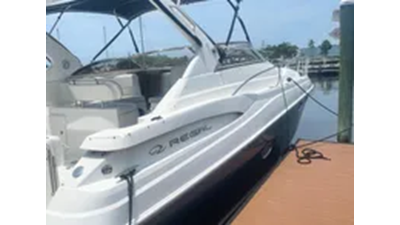 2005 Regal 3560 Commodor 6 
