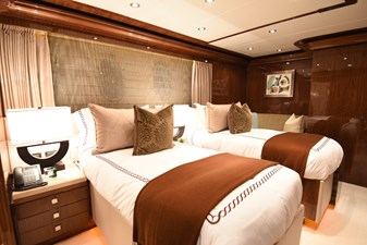 Mesmerize 39 2013 Hargrave 125 Raised Pilothouse