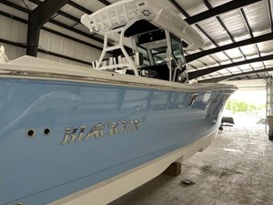 2024 Blackfin 302CC 7 