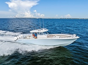2015 Yellowfin 42 10 