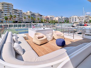 ALBA 24 ALBA - FLYBRIDGE (1)