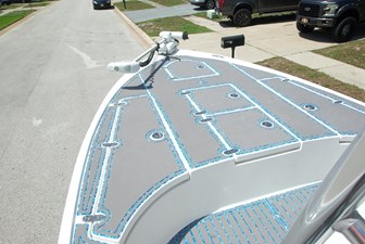 2010 Cape Horn Center Console 24 