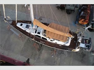 46' Hylas 2008 Center Cockpit 4 