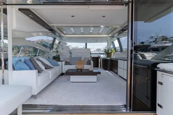 2013 Azimut 62S 12 