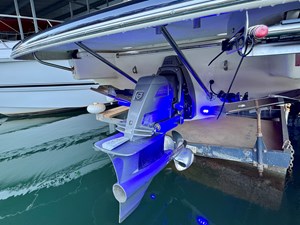 018 Chris-Craft Launch 27 Heritage Trim Edition Surf 82 