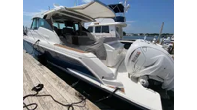 2021 Tiara Yachts 43 LE 5 