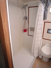 MY ALIBI 30 Master Shower 