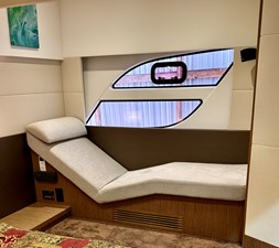 Magic Carpet 23 MSR Lounge