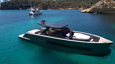 NEW 2025 Moon 45 SPORTS LINE  30 