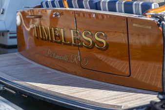 TIMELESS (name reserved) 9 Teak Transom
