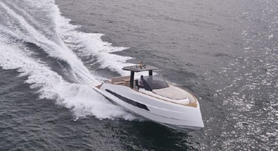 2021 Astondoa 377 Coupe 2 3