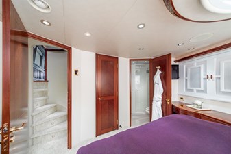 Nauti N Nice 48 